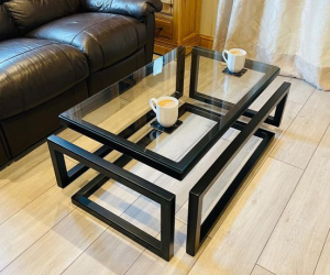 Table métallique
